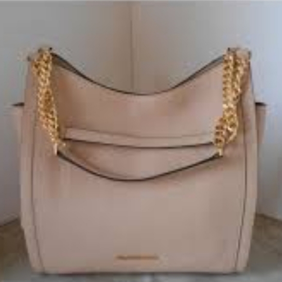 Michael Kors Handbags - MICHAEL KORS Newbury Medium Chain Shoulder Bag LEATHER retails $328.